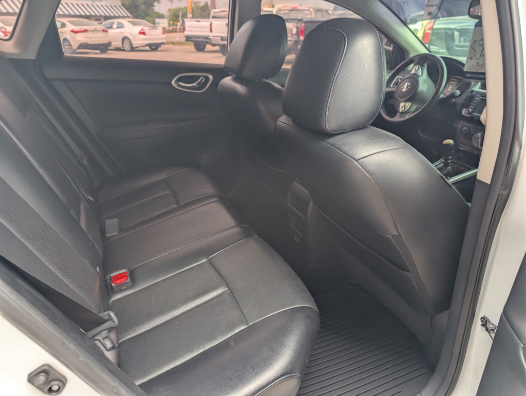 2017 Nissan Sentra Image 15