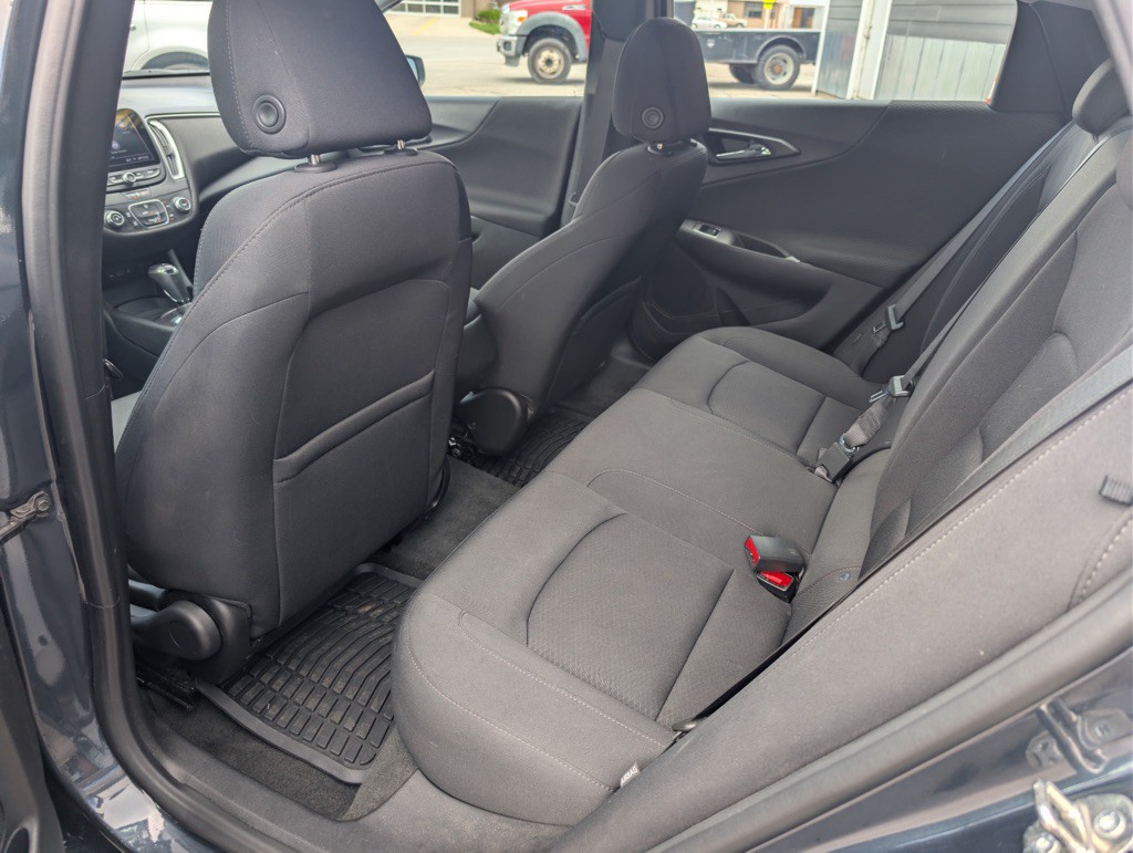 2020 Chevrolet Malibu Image 13