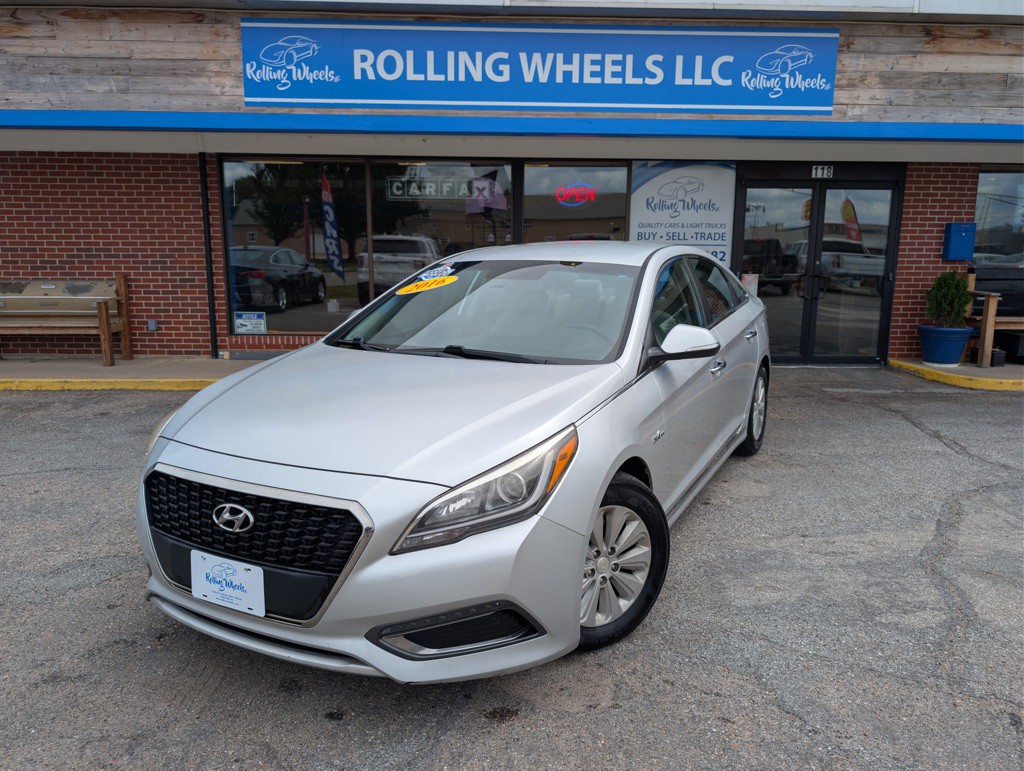 2016 Hyundai Sonata Image 1