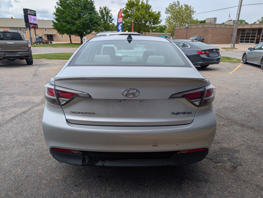 2016 Hyundai Sonata Image 4