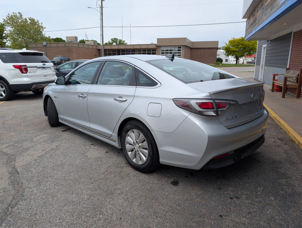 2016 Hyundai Sonata Image 7