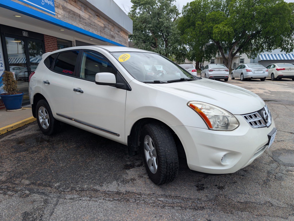 2013 Nissan Rogue Image 3