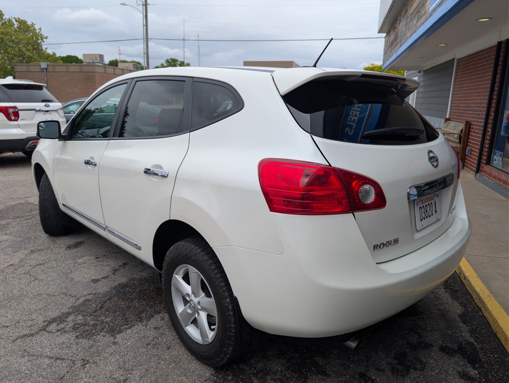 2013 Nissan Rogue Image 7