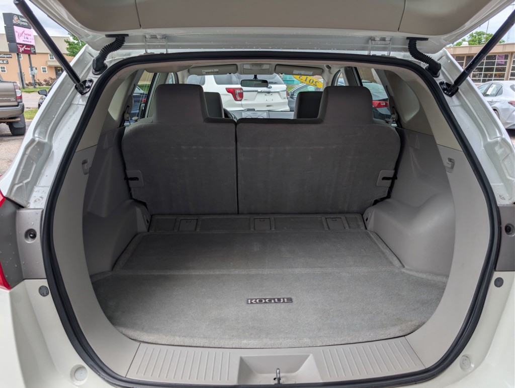 2013 Nissan Rogue Image 13