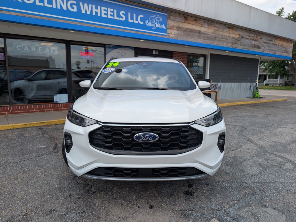 2024 Ford Escape Image 2