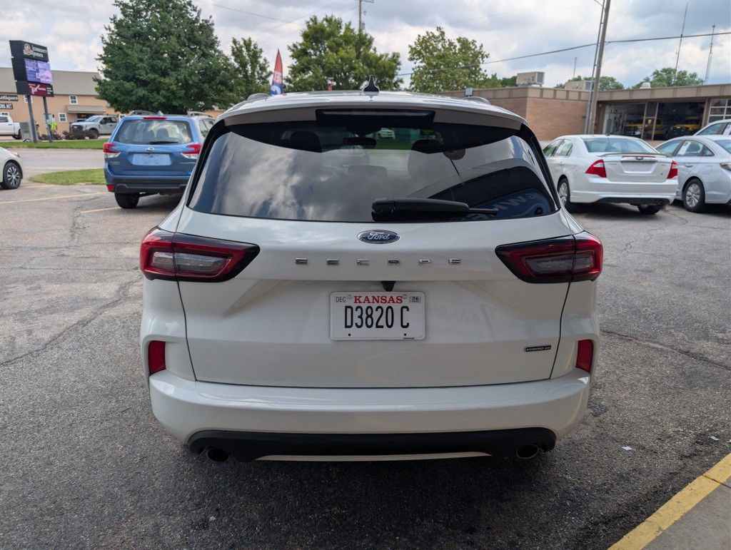 2024 Ford Escape Image 6