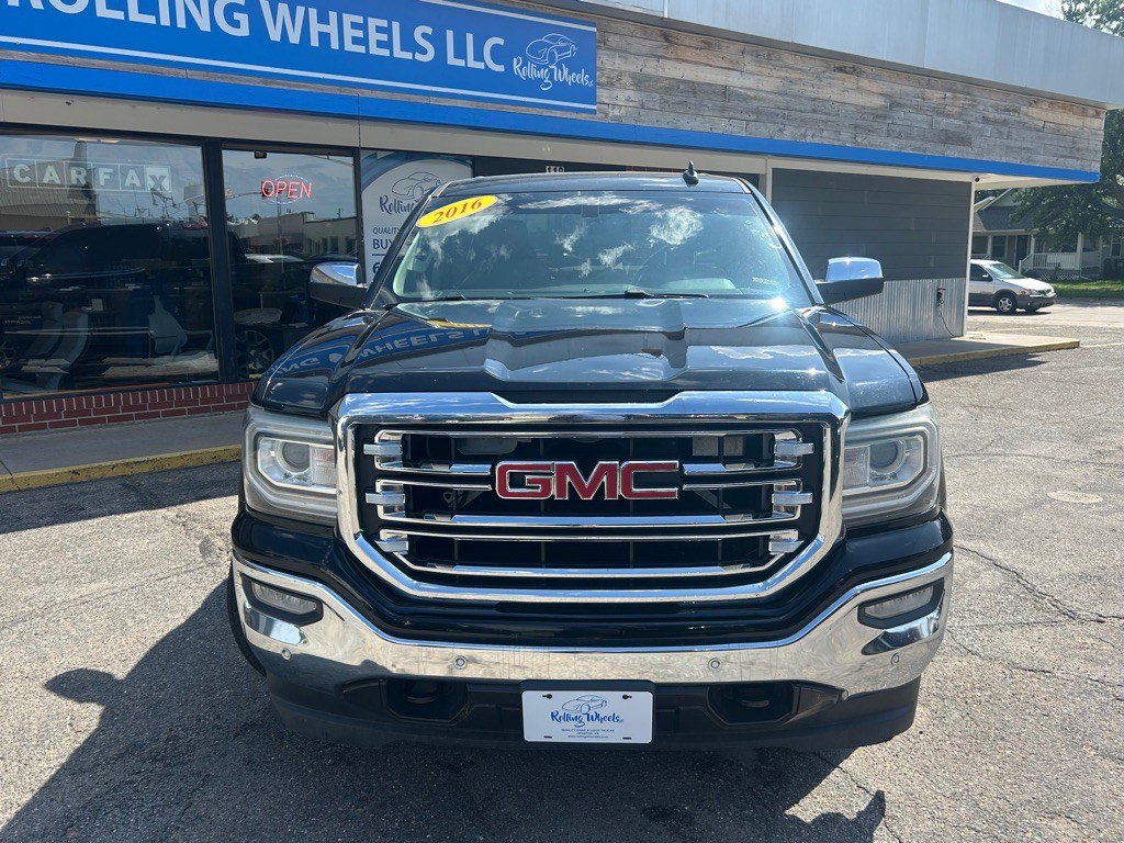 2016 GMC Sierra Image 2