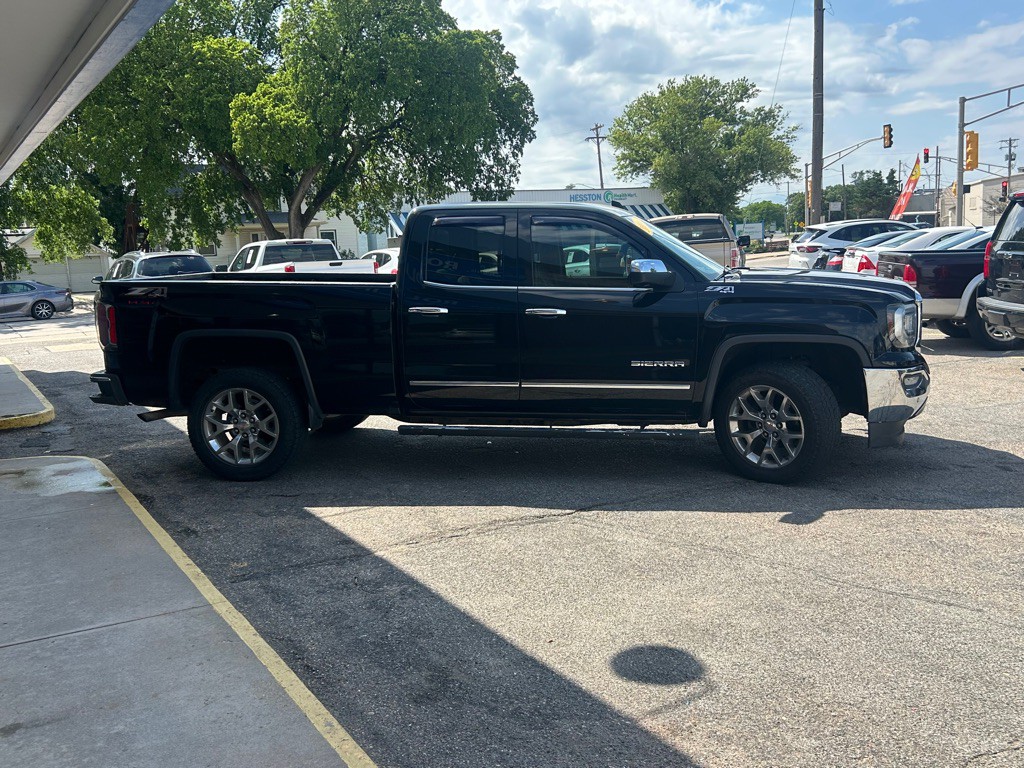 2016 GMC Sierra Image 4