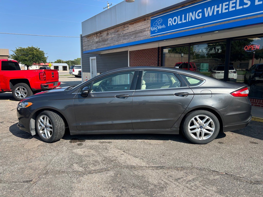 2015 Ford Fusion Image 8
