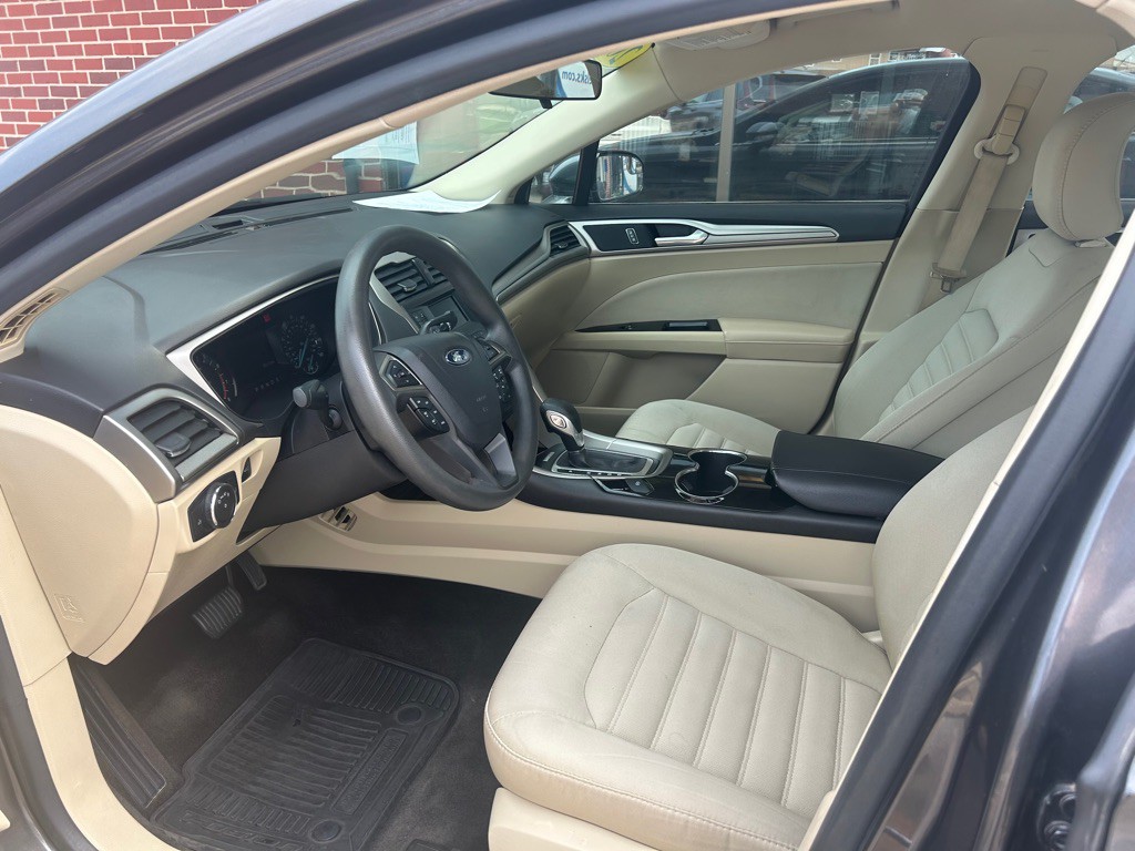 2015 Ford Fusion Image 11
