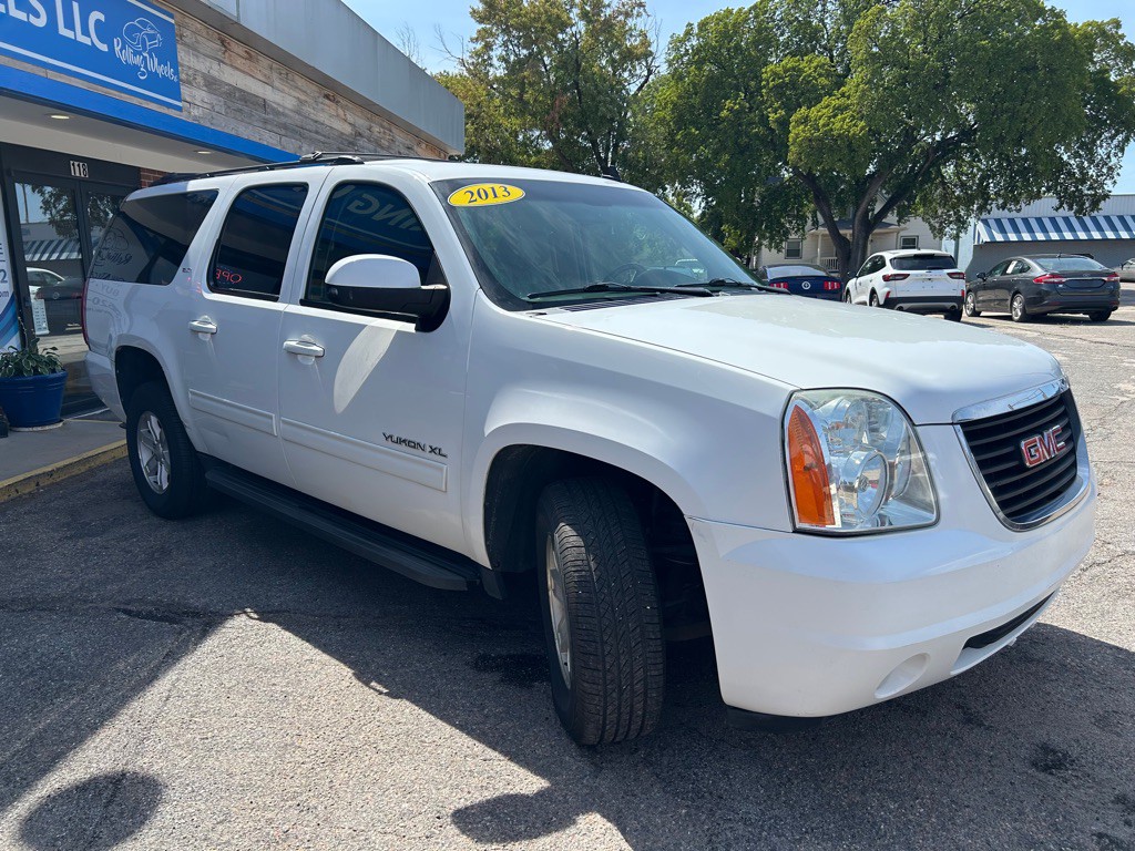 2013 GMC Yukon Image 3