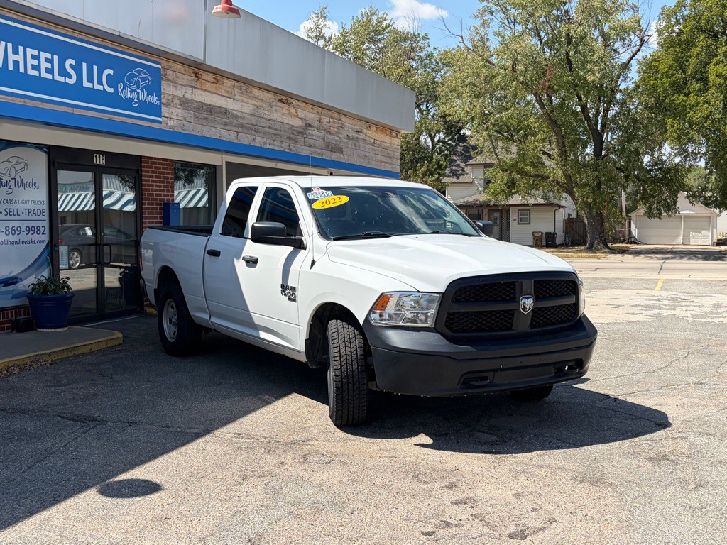 2022 RAM 1500 Image 3