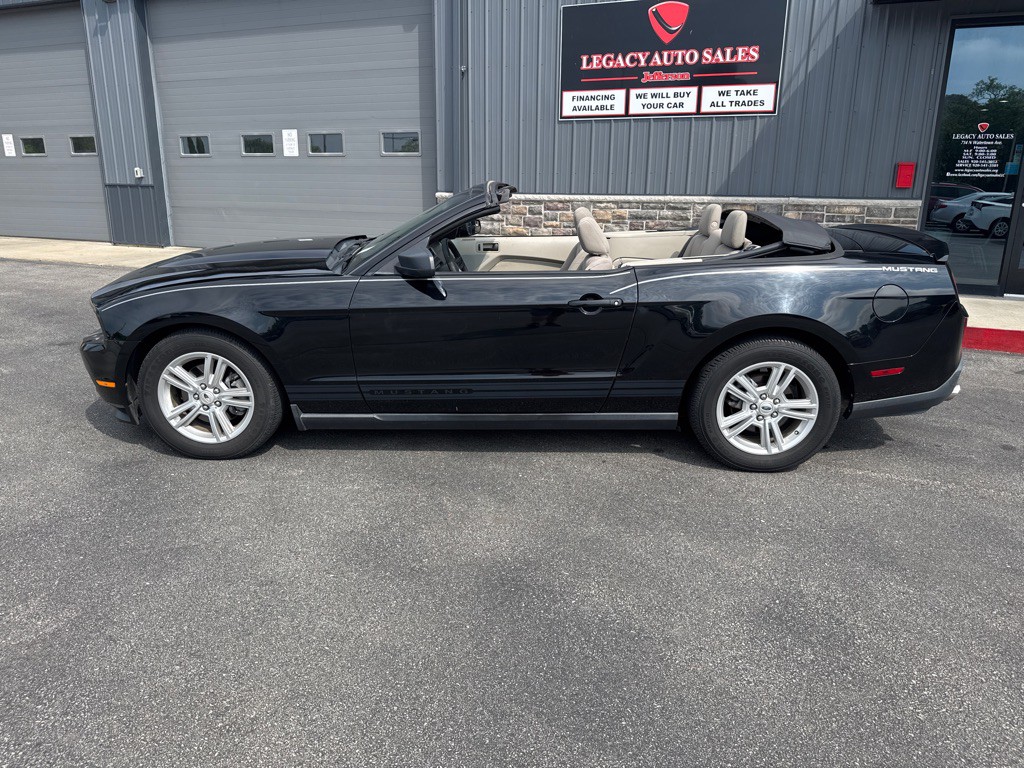 2011 Ford Mustang Image 11