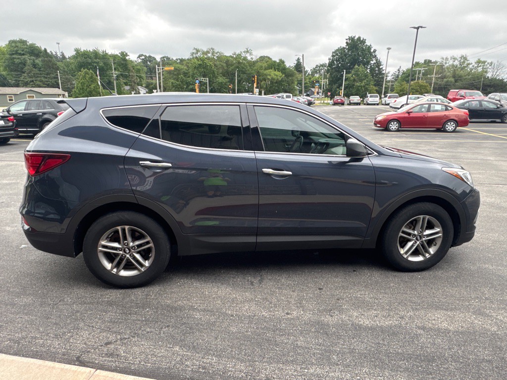 2018 Hyundai Santa Fe Image 6