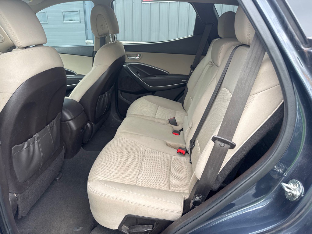 2018 Hyundai Santa Fe Image 9
