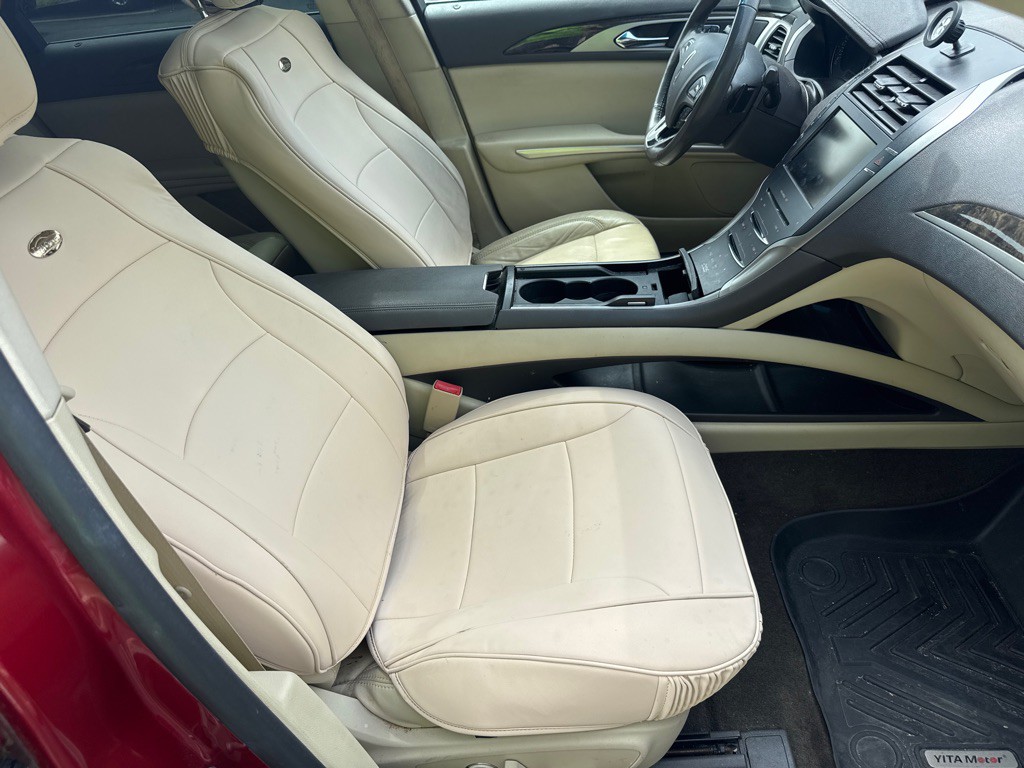 2014 Lincoln MKZ Image 13