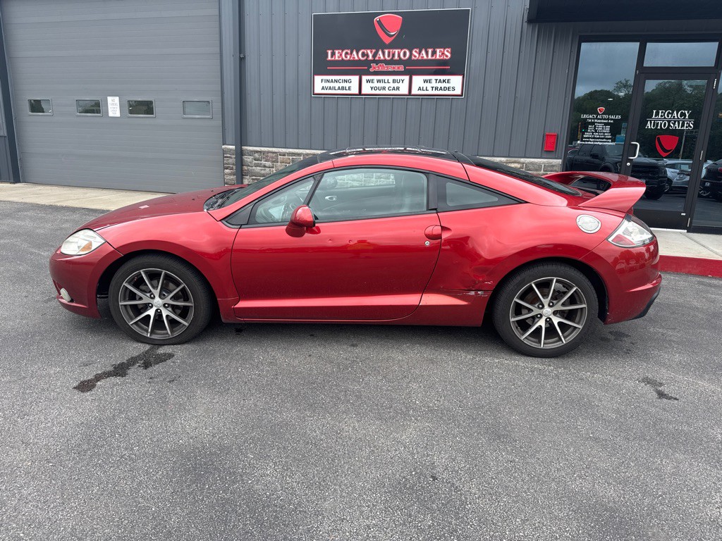 2011 Mitsubishi Eclipse Image 2