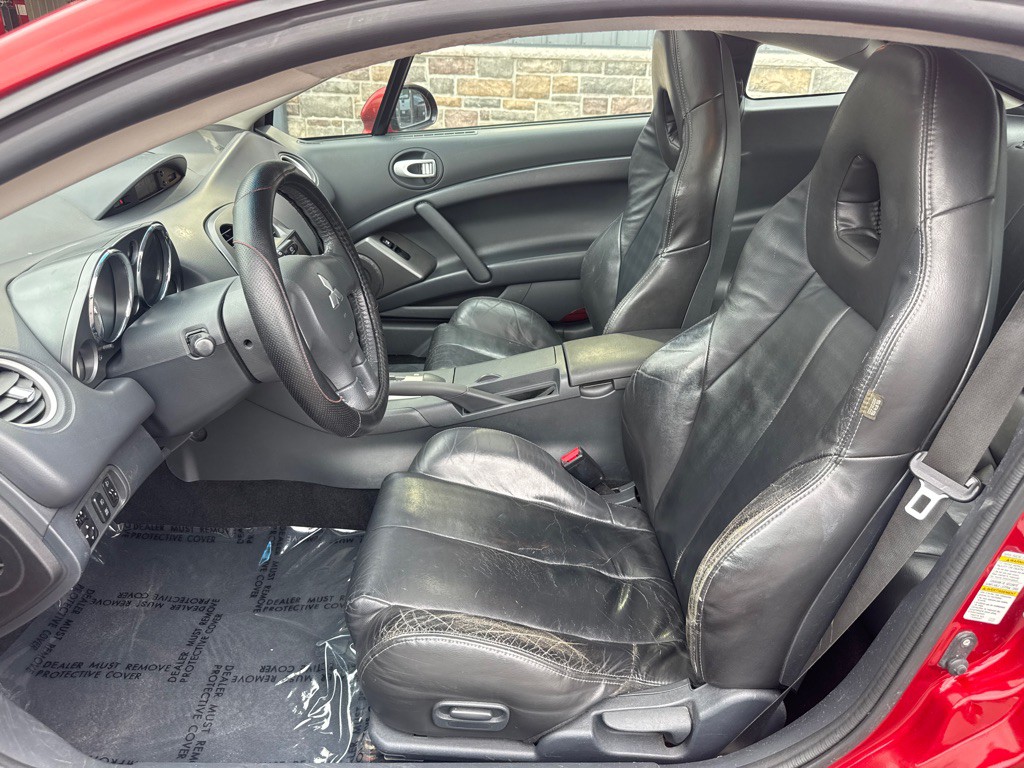 2011 Mitsubishi Eclipse Image 8