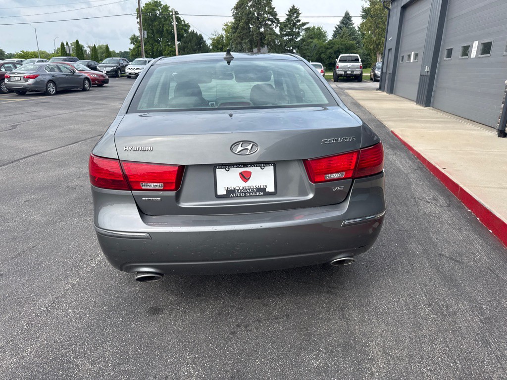 2009 Hyundai Sonata Image 4