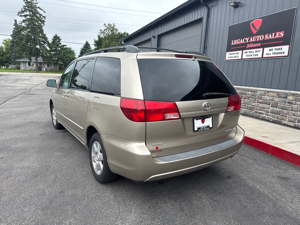 2005 Toyota Sienna Image 3