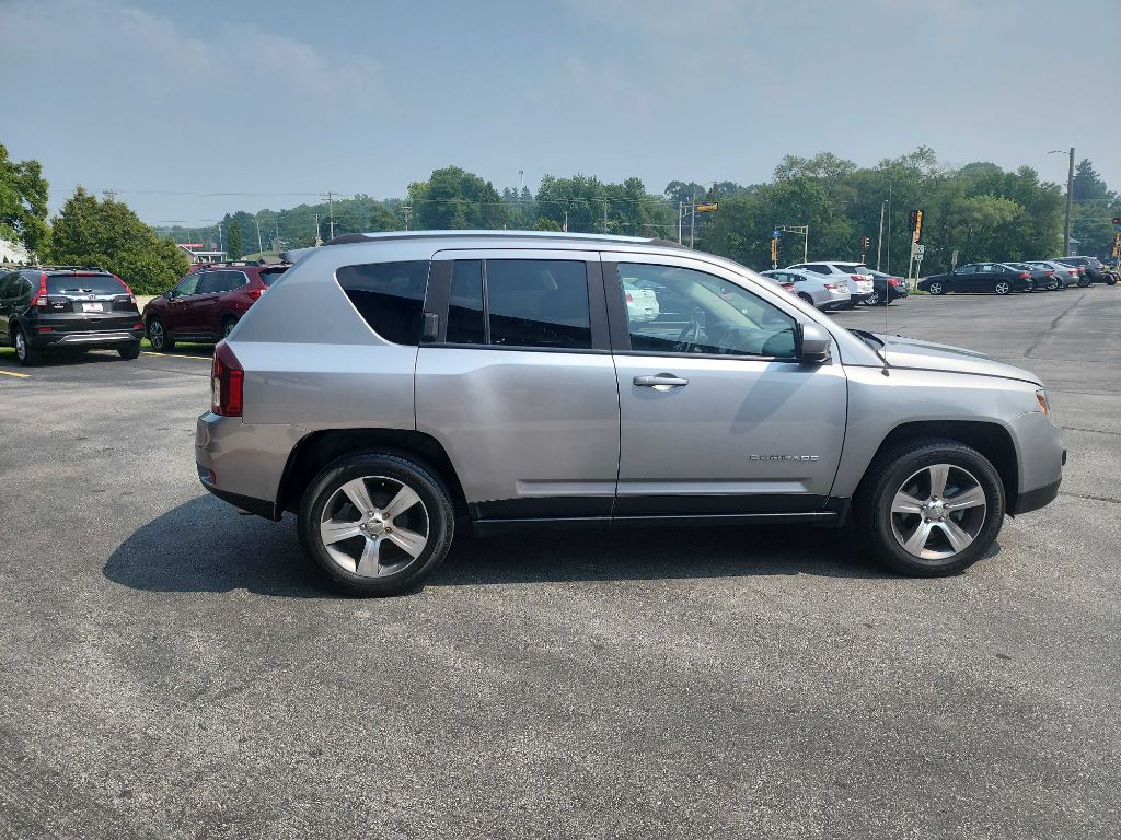 2016 Jeep Compass Image 5