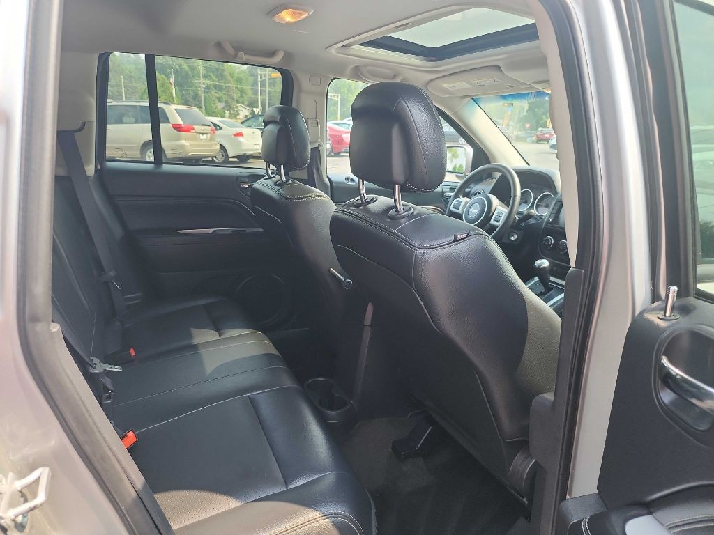 2016 Jeep Compass Image 8
