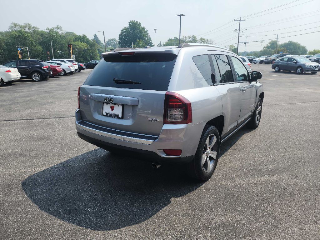 2016 Jeep Compass Image 4