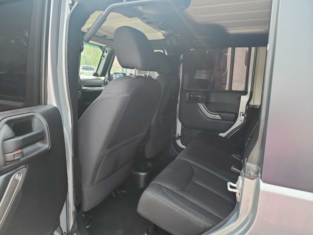 2014 Jeep Wrangler Unlimited Image 9