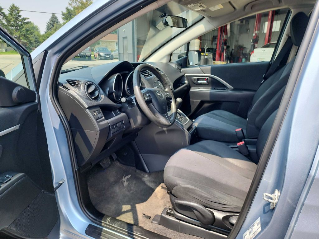 2013 Mazda Mazda5 Image 11