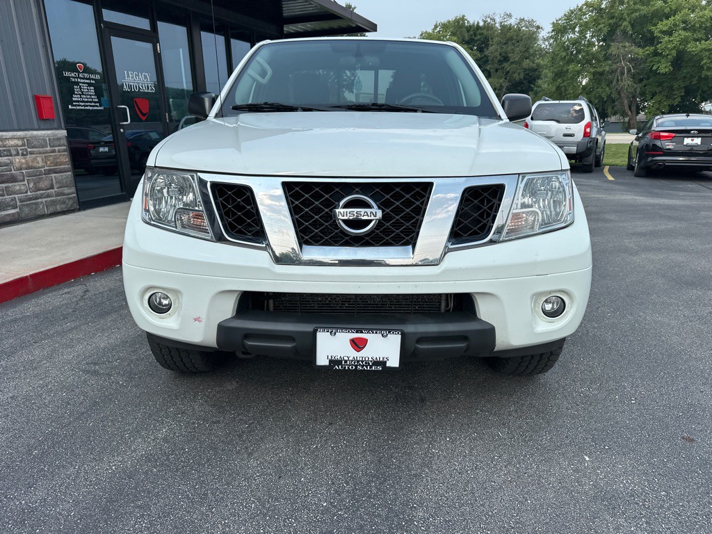 2019 Nissan Frontier Image 8