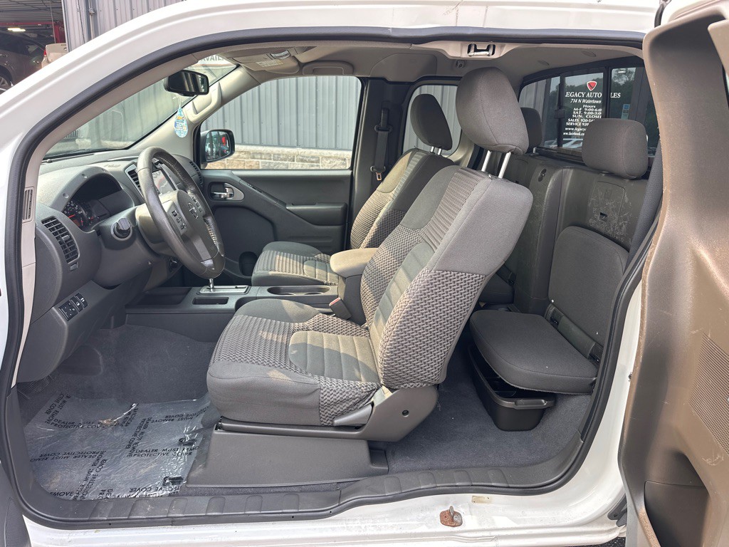 2019 Nissan Frontier Image 9