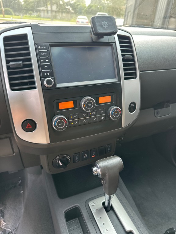 2019 Nissan Frontier Image 10
