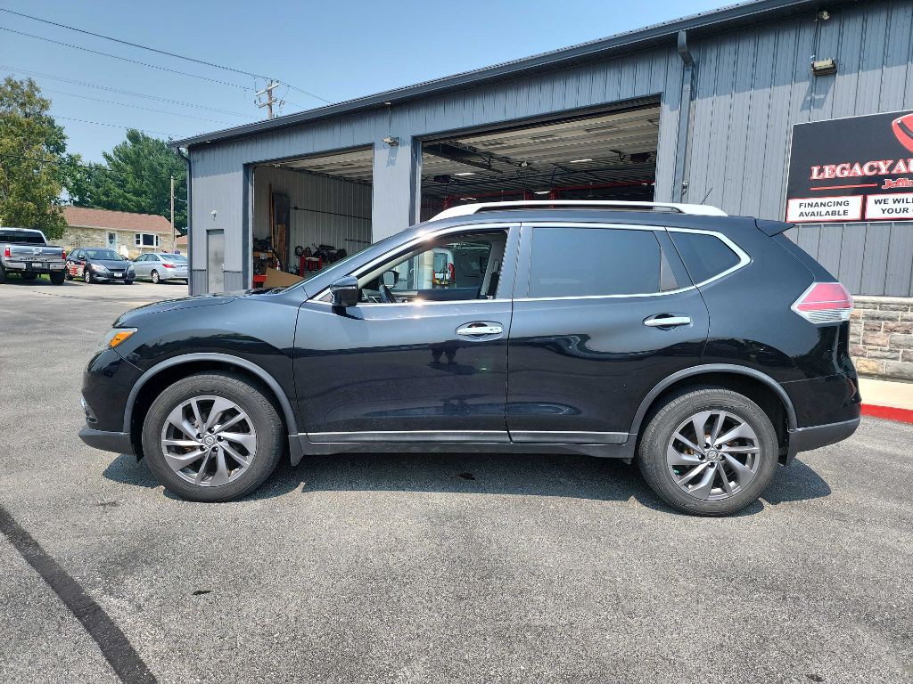2016 Nissan Rogue Image 2