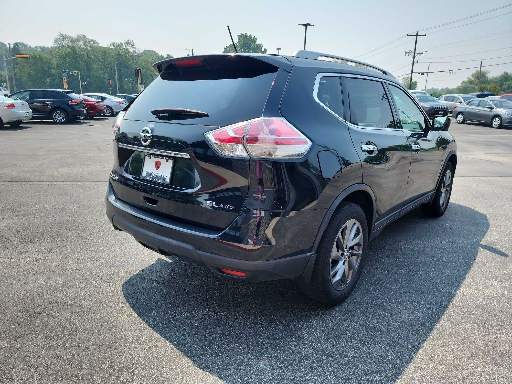 2016 Nissan Rogue Image 4