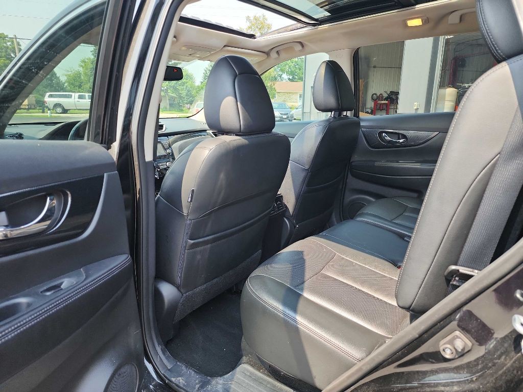2016 Nissan Rogue Image 9