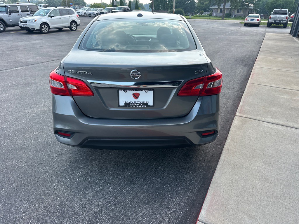 2016 Nissan Sentra Image 4