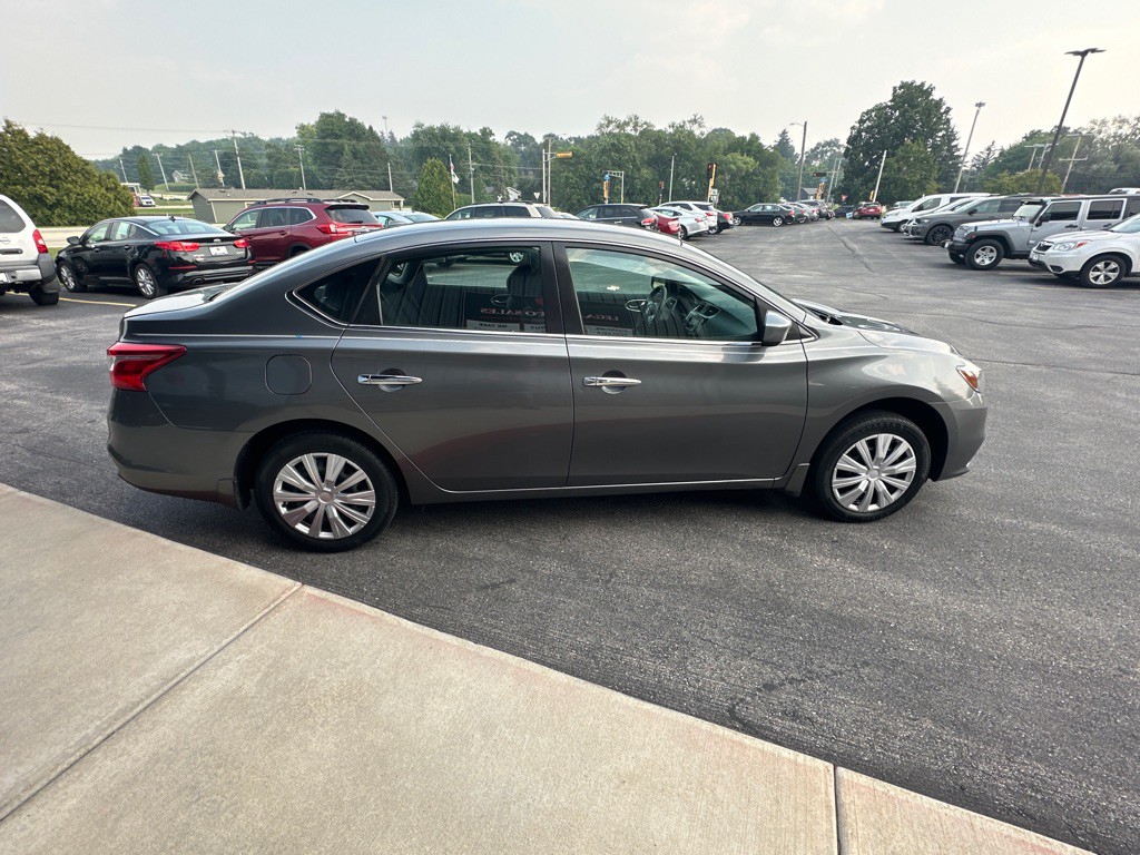 2016 Nissan Sentra Image 6