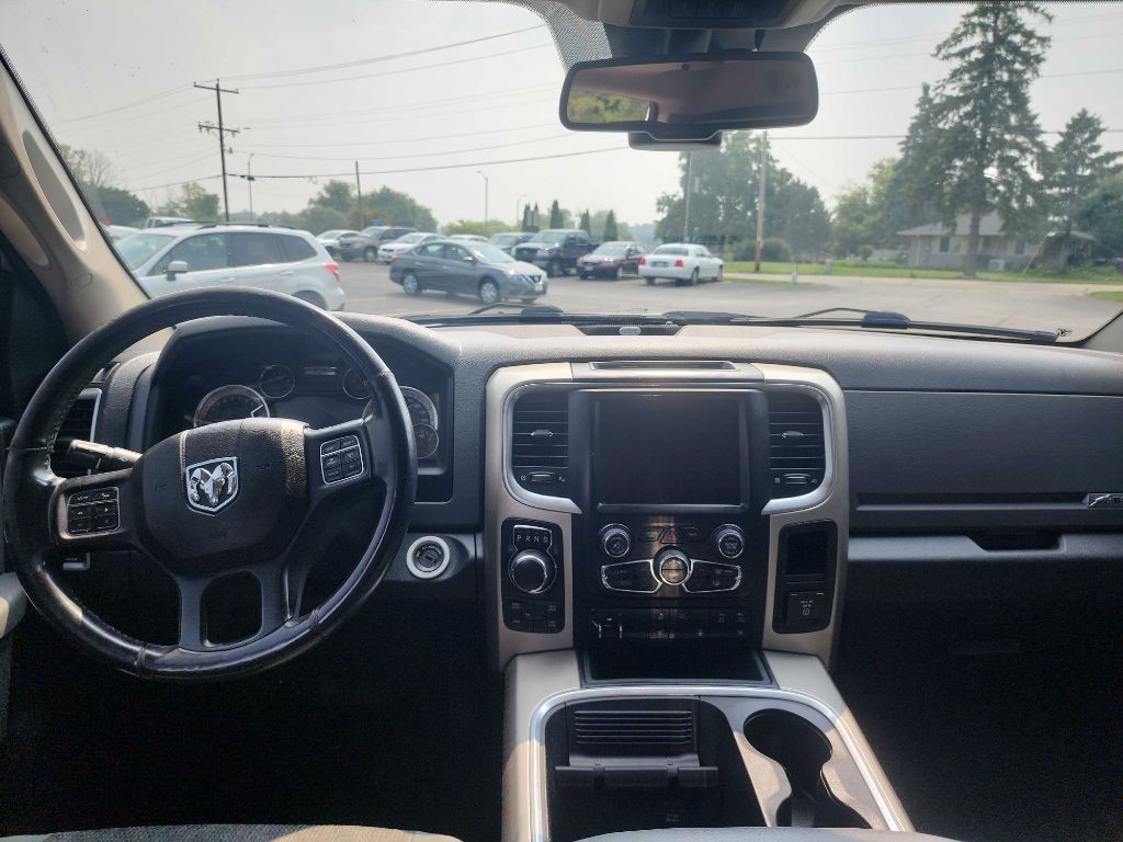 2016 RAM 1500 Image 11