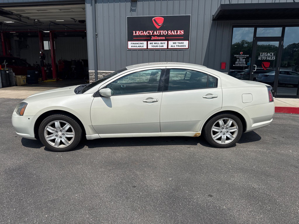 2006 Mitsubishi Galant Image 2
