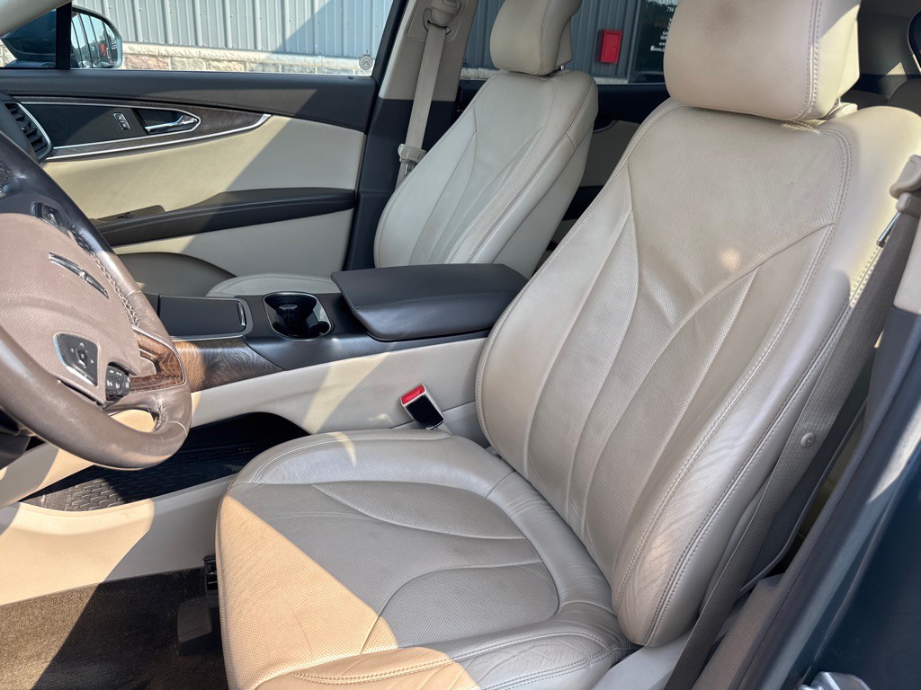 2016 Lincoln MKX Image 9