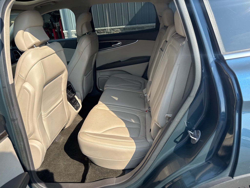 2016 Lincoln MKX Image 13