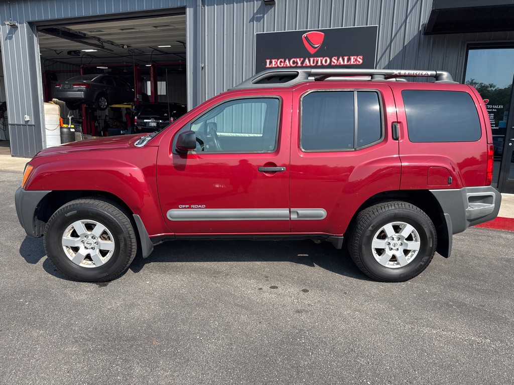 2008 Nissan Xterra Image 2