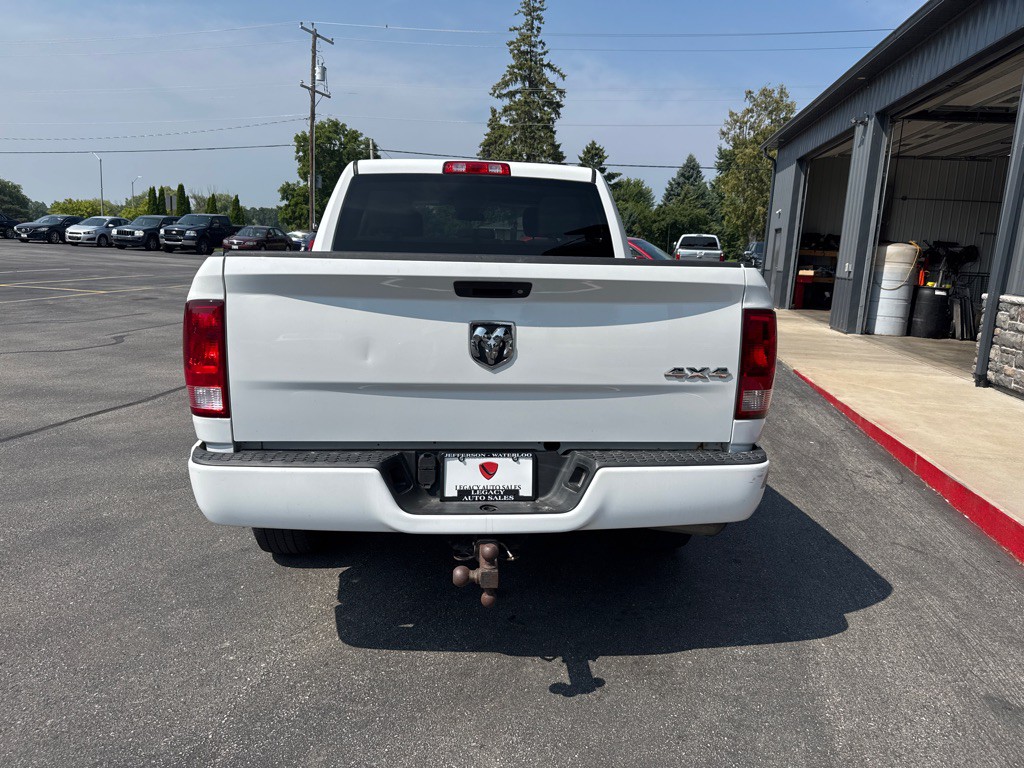 2017 RAM 1500 Image 4