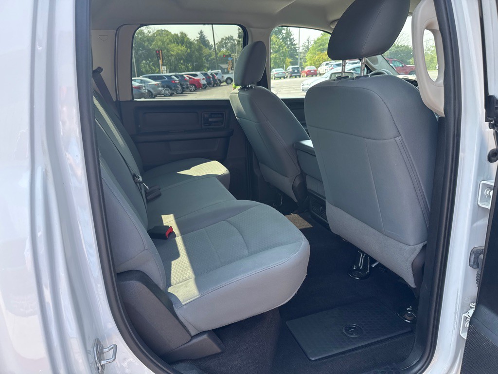 2017 RAM 1500 Image 11