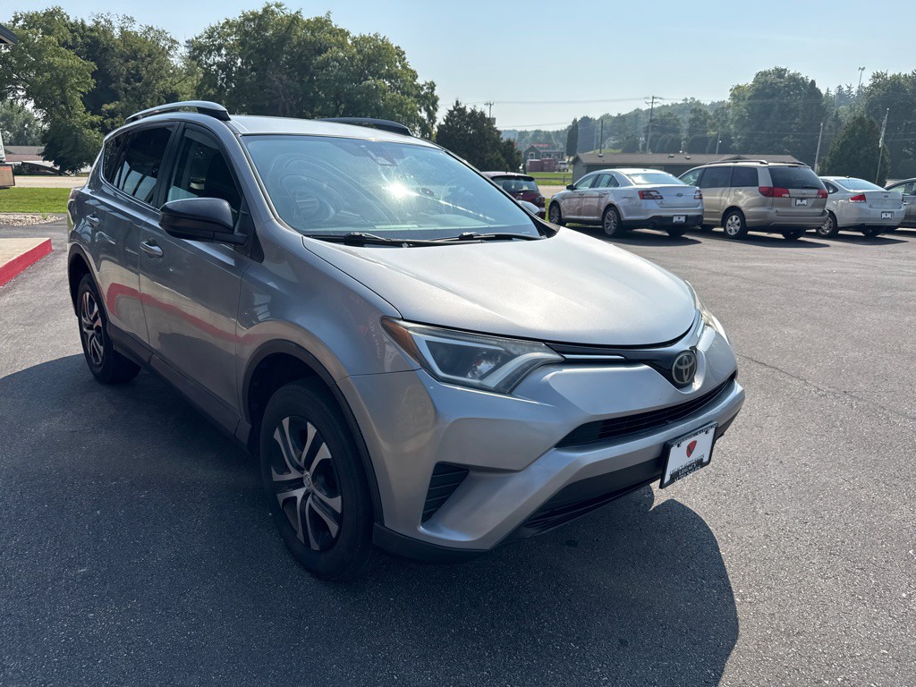 2017 Toyota Rav4 Image 7