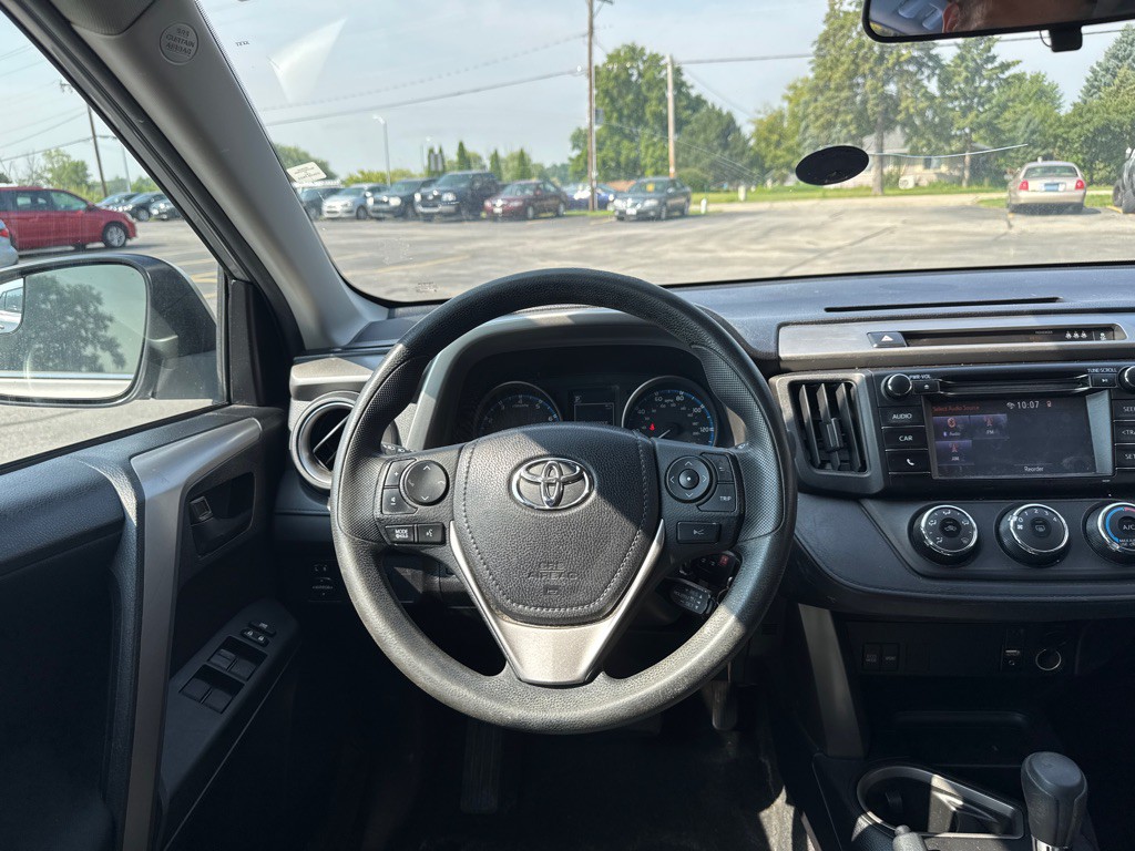 2017 Toyota Rav4 Image 10