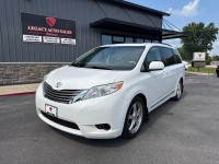 Image for 2014 Toyota Sienna XLE ID: 6741942
