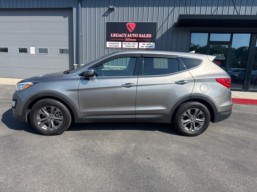 2013 Hyundai Santa Fe Sport Image 2
