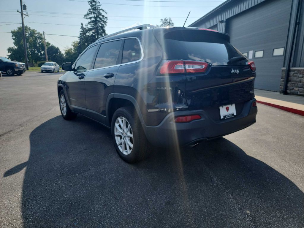 2016 Jeep Cherokee Image 3