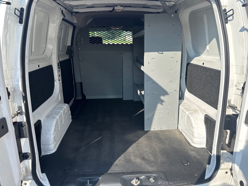 2021 Nissan NV200 Image 13